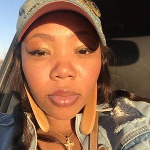 Meet your Posher, Tamika